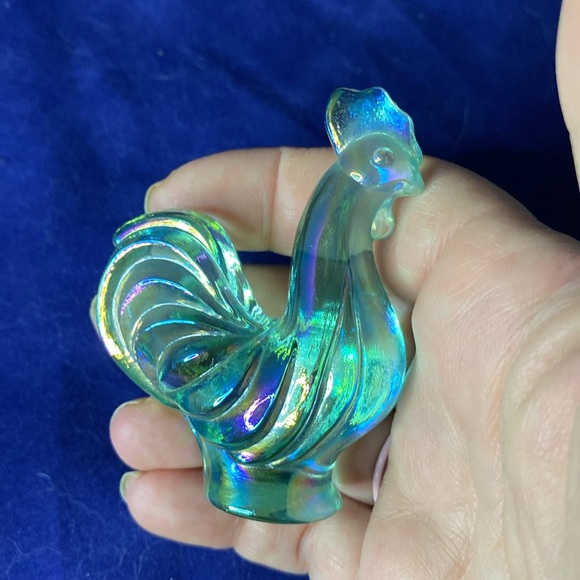 FENTON Art Glass Green Rooster/Chicken Figurine 2.75” - Picture 2 of 8